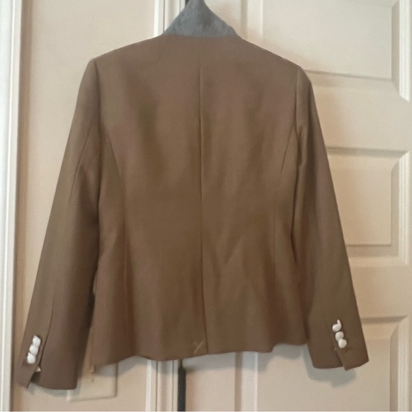 NWT J. Crew Camel Schoolboy Blazer sz 2P - Picture 3 of 4